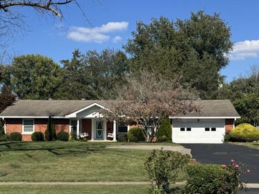 729 Wellington Way, Lexington, KY 40503