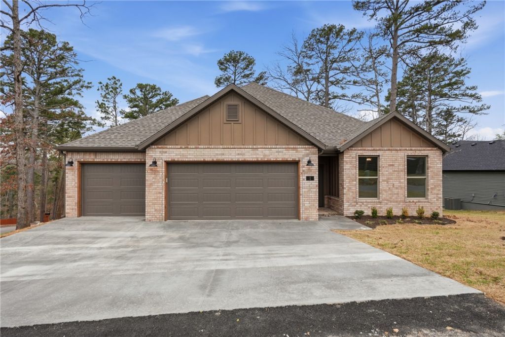 1 Clun Lane, Bella Vista, AR 72714 Main Photo