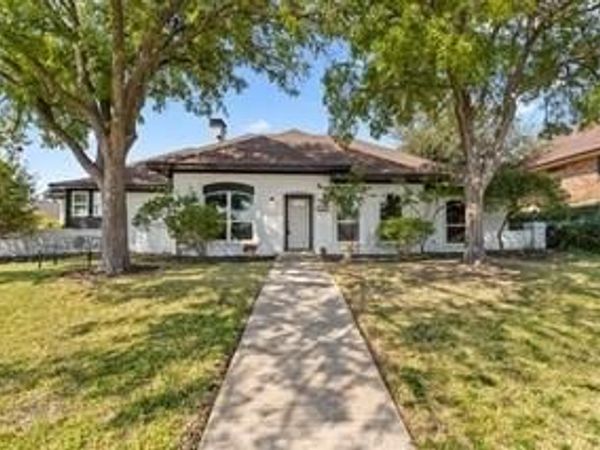 3005 Club Hill Drive, Garland, TX 75043