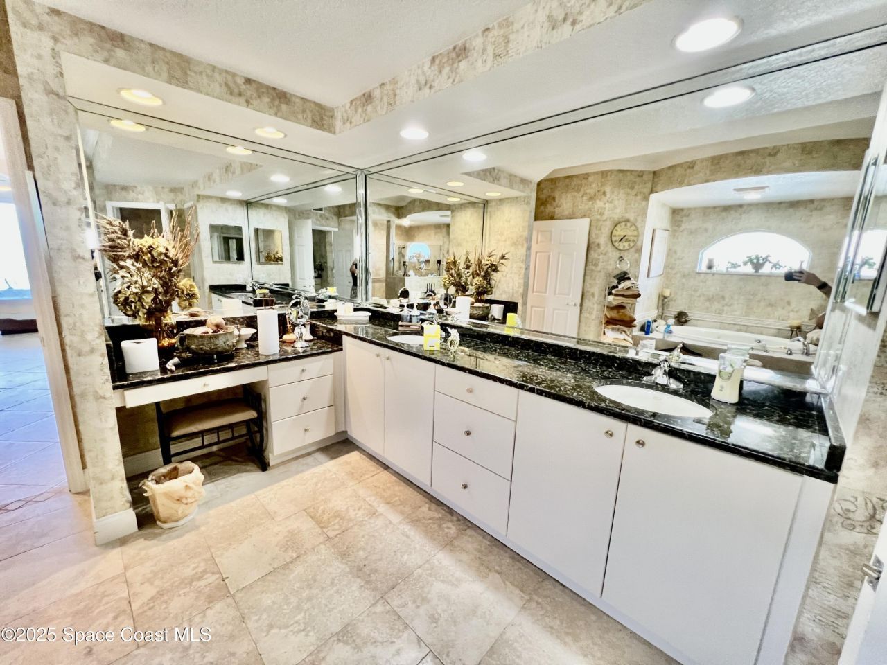 209 N Atlantic Avenue, Unit 6, Cocoa Beach, FL 32931 Photo