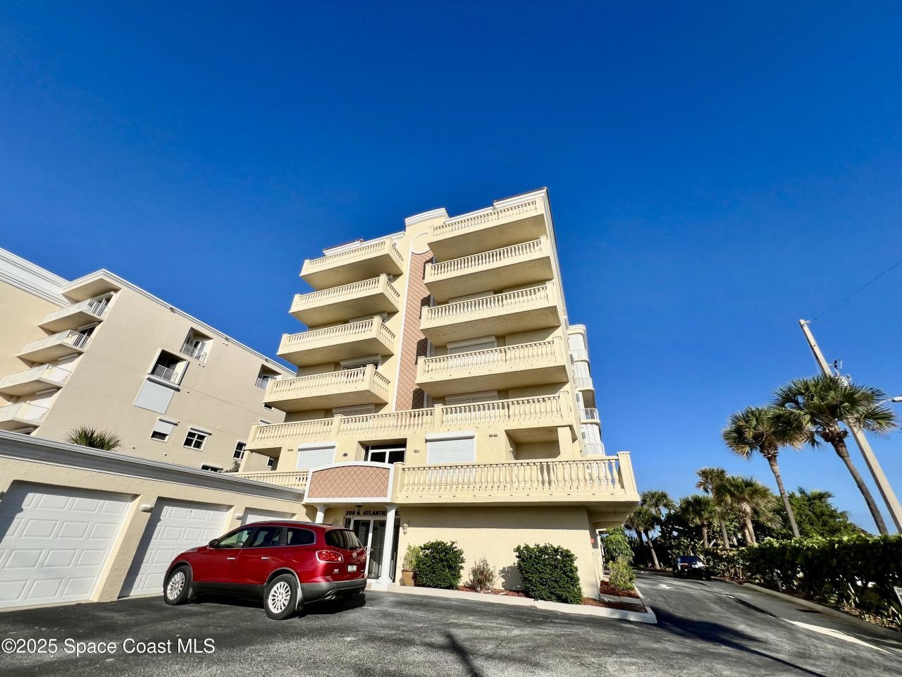 209 N Atlantic Avenue, Unit 6, Cocoa Beach, FL 32931 Photo