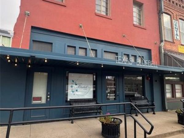 215 W 6th Street, Ferris, TX 75125