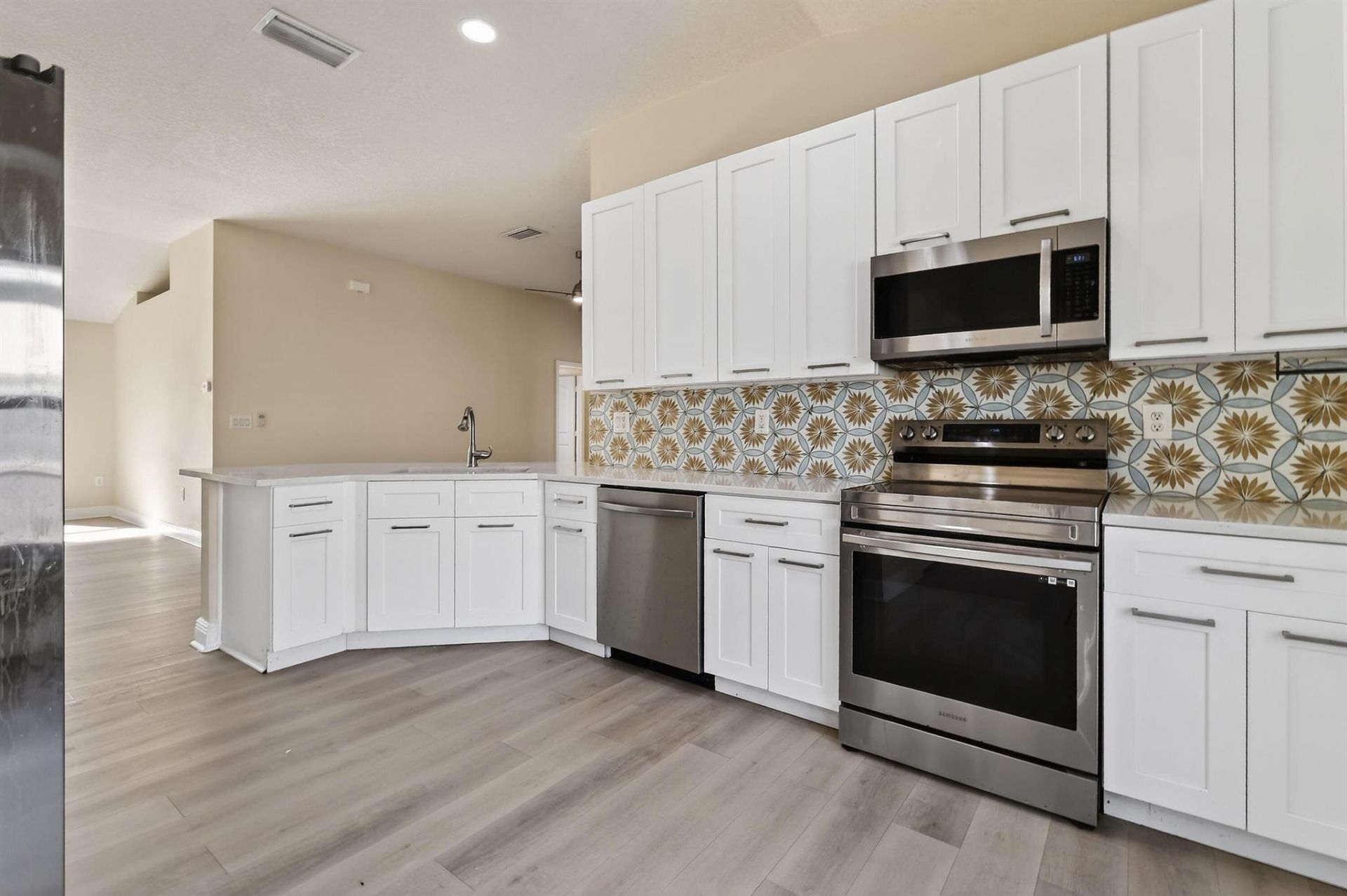 1492 SE Morrow Street, Port Saint Lucie, FL 34983 Photo