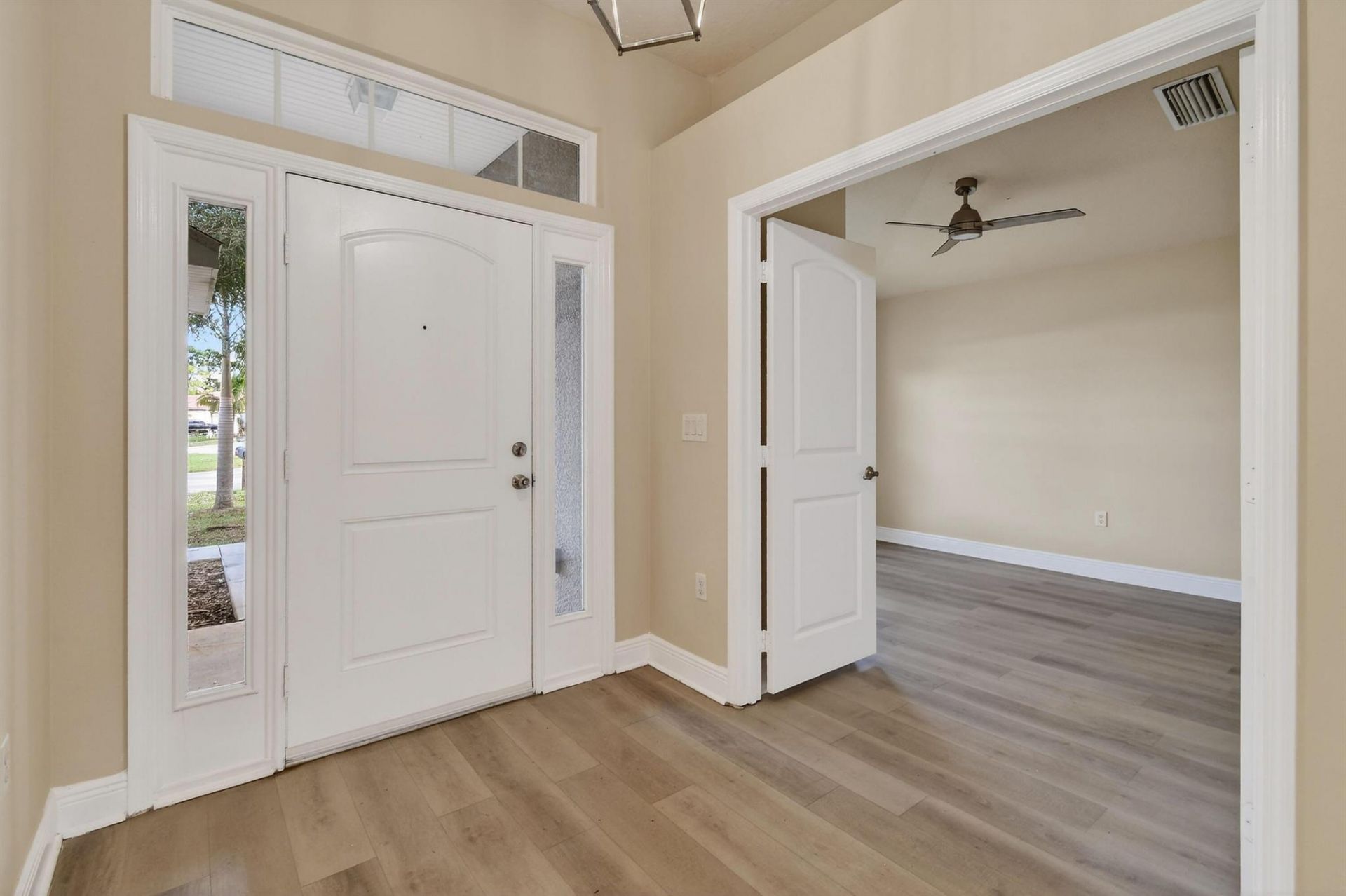 1492 SE Morrow Street, Port Saint Lucie, FL 34983 Photo