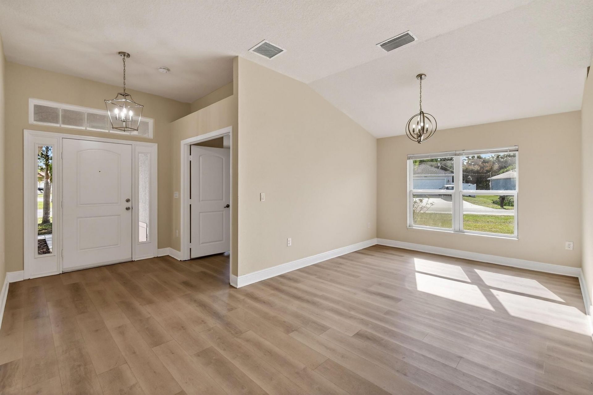 1492 SE Morrow Street, Port Saint Lucie, FL 34983 Photo