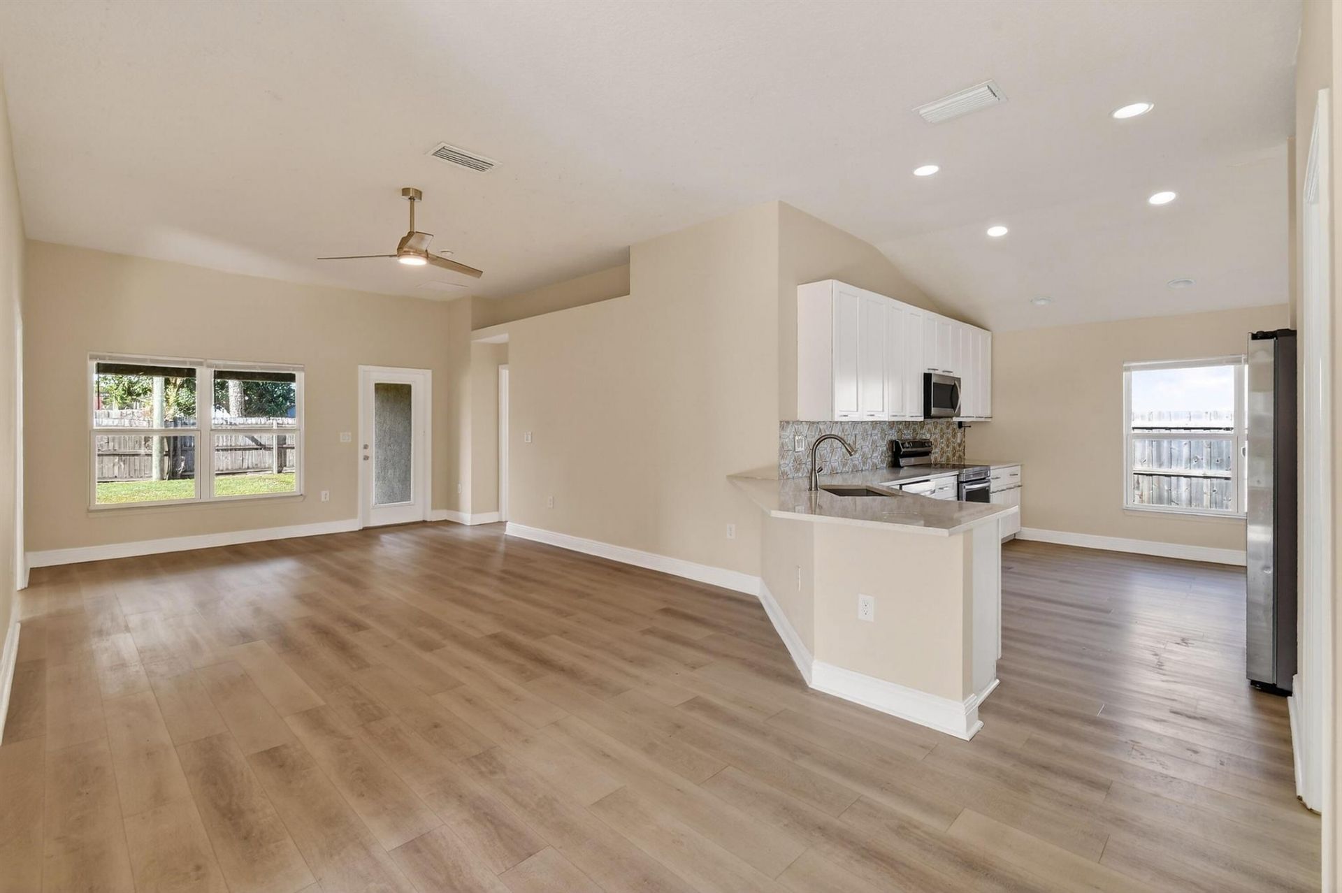 1492 SE Morrow Street, Port Saint Lucie, FL 34983 Photo