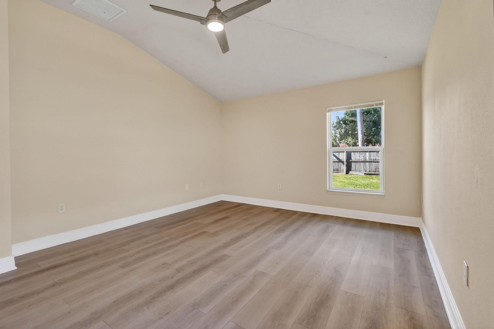 1492 SE Morrow Street, Port Saint Lucie, FL 34983 Photo