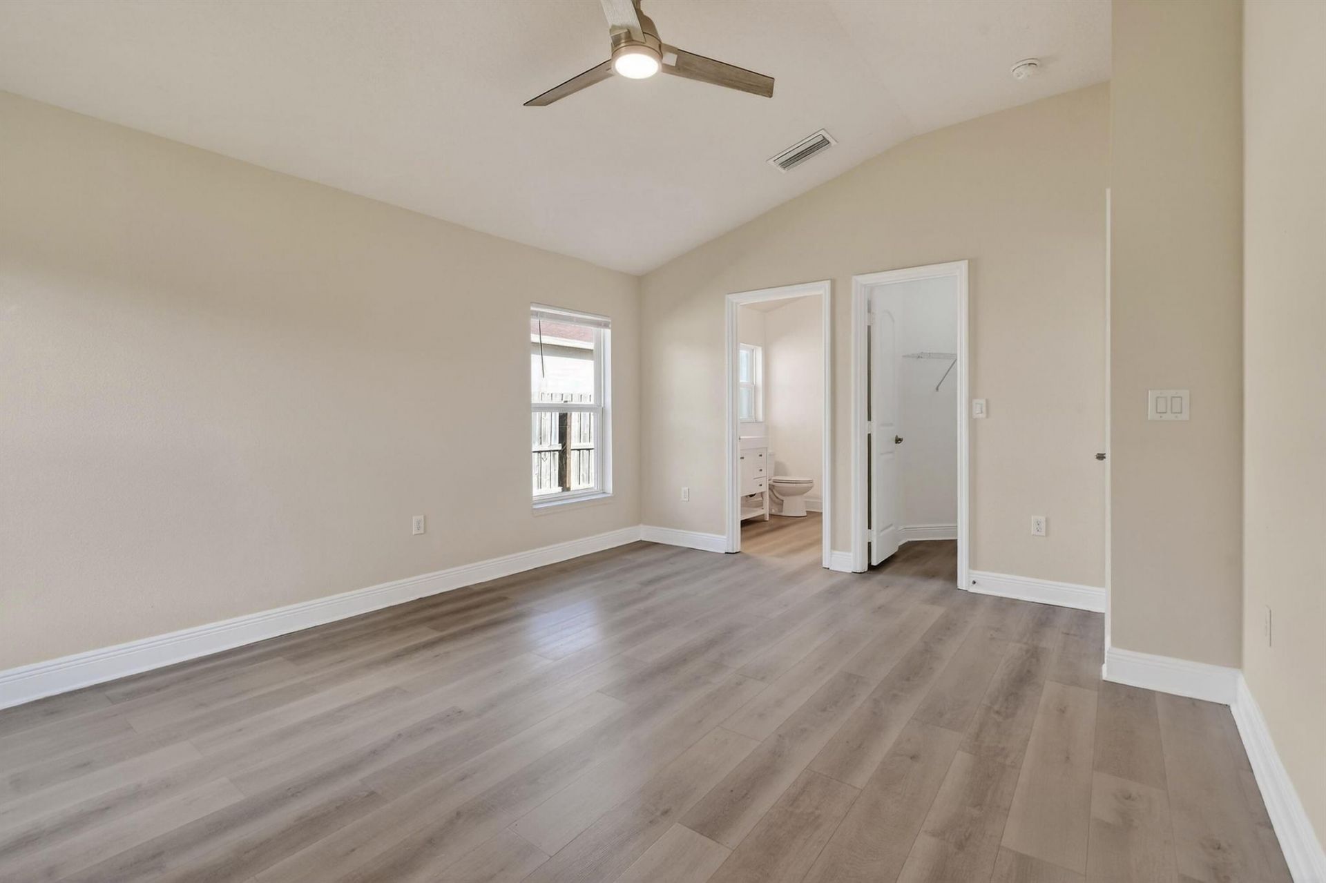 1492 SE Morrow Street, Port Saint Lucie, FL 34983 Photo