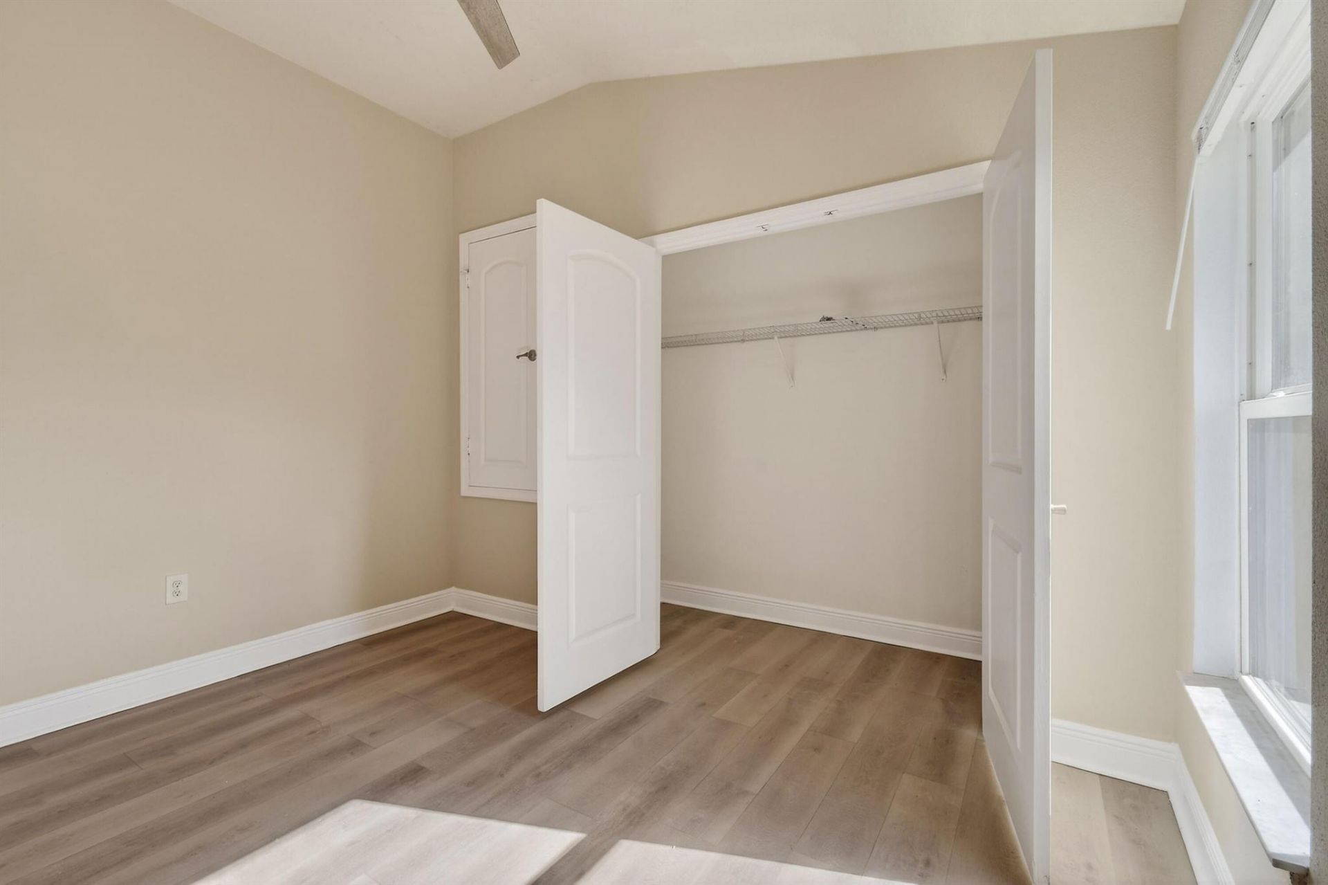 1492 SE Morrow Street, Port Saint Lucie, FL 34983 Photo