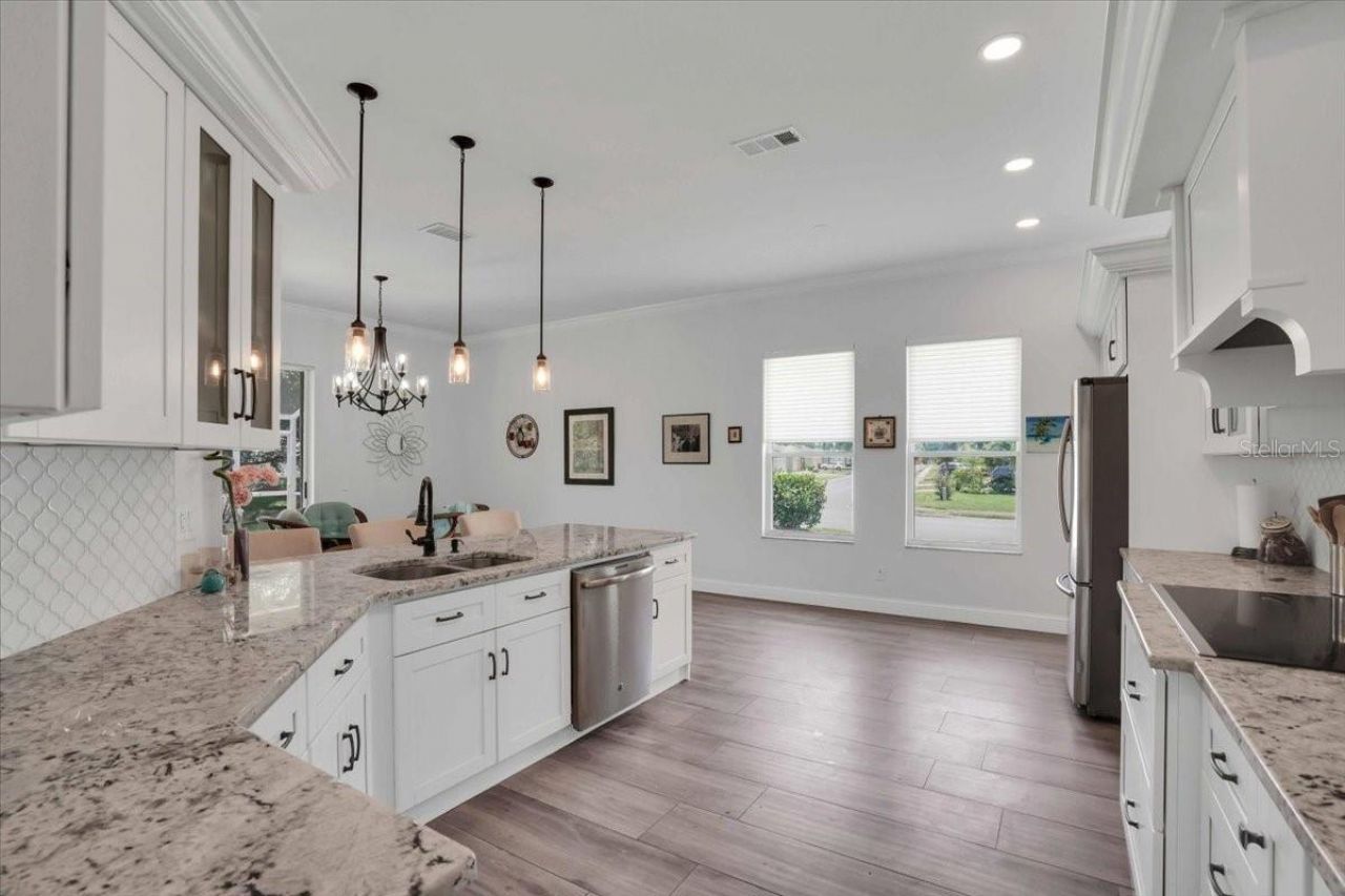 4701 50th Avenue W, Bradenton, FL 34210 Photo