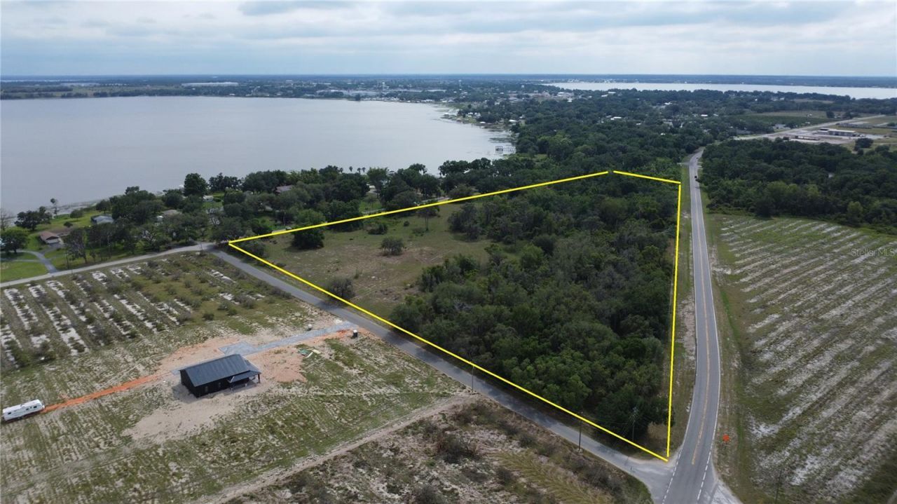 742 N Lake Reedy Boulevard, Frostproof, FL 33843 Photo