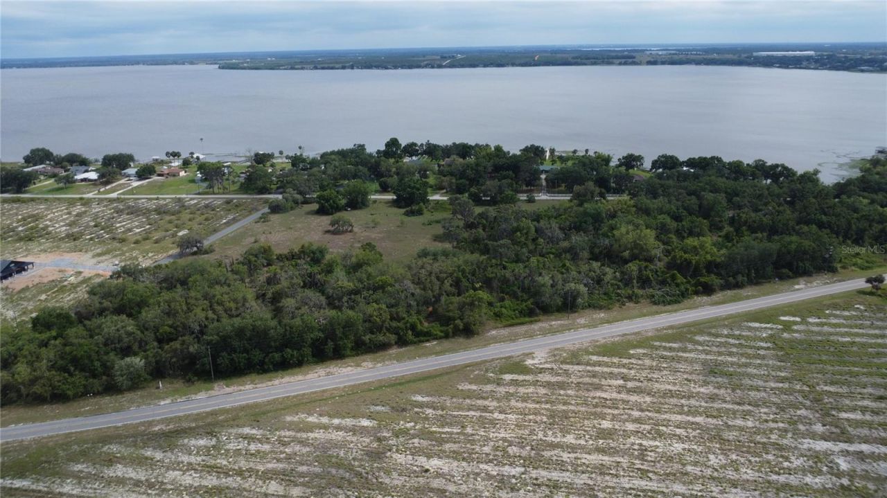 742 N Lake Reedy Boulevard, Frostproof, FL 33843 Photo