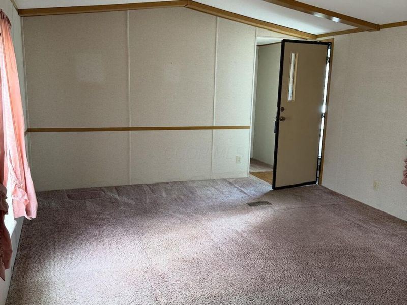 5 Spring Lake Court, Unit 5, Delaware, OH 43015 Photo 2