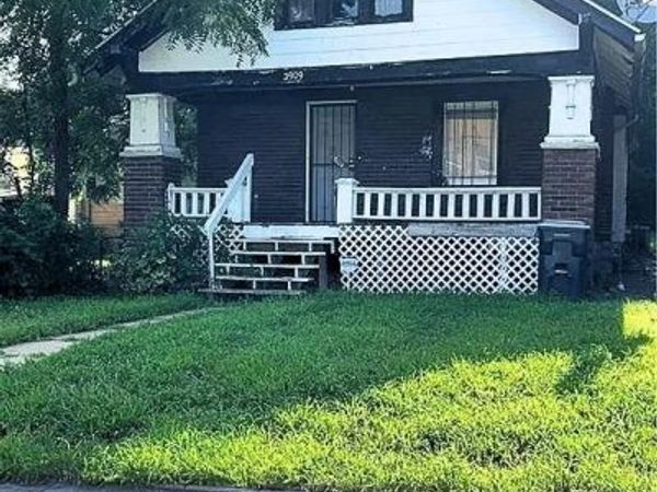 3909 Chestnut Avenue, Kansas City, MO 64130
