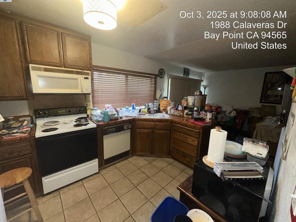 1988 Calaveras Dr, Pittsburg, CA 94565 Main Photo