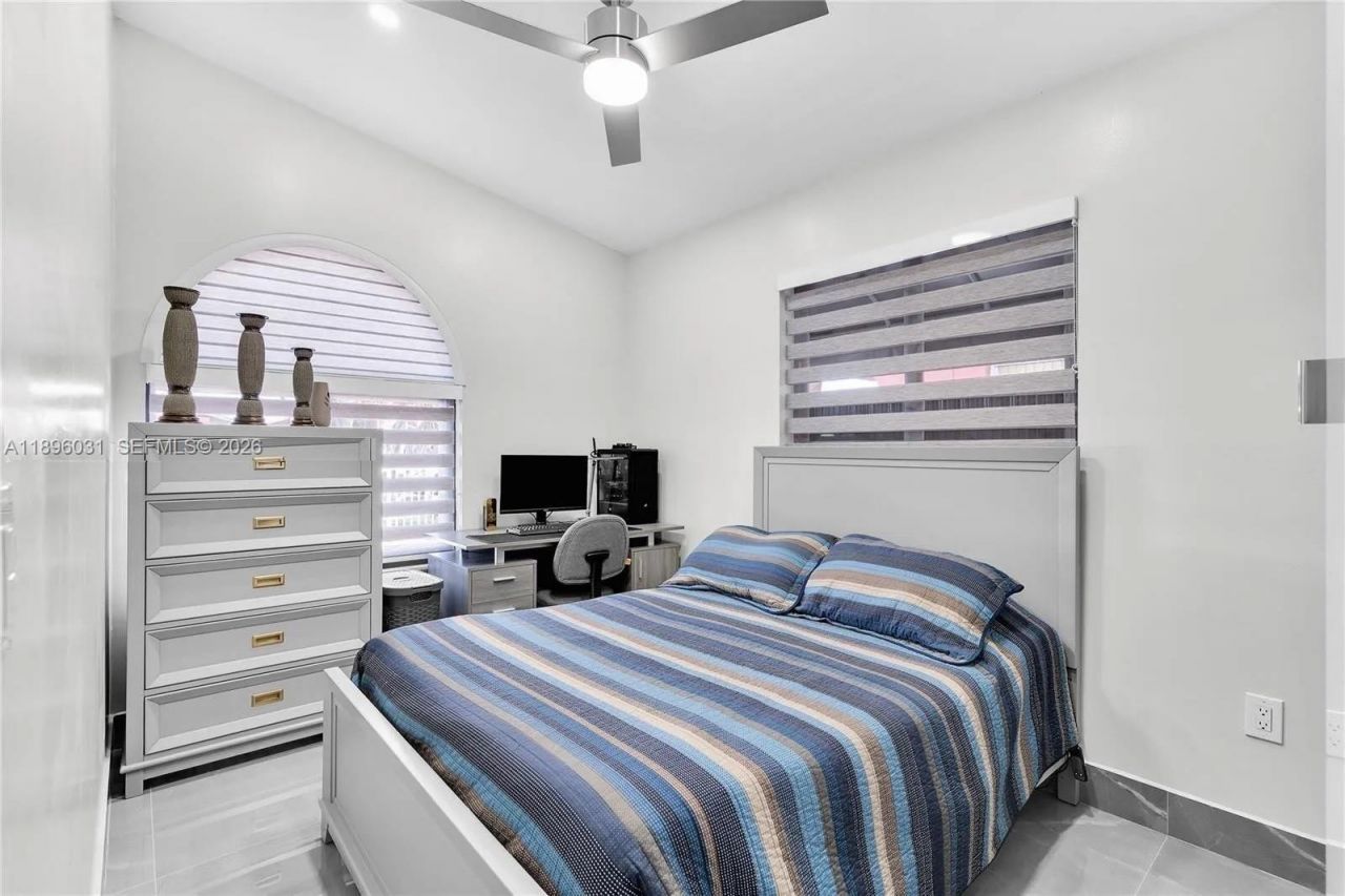 3118 W 71st Pl, Hialeah, FL 33018 Photo