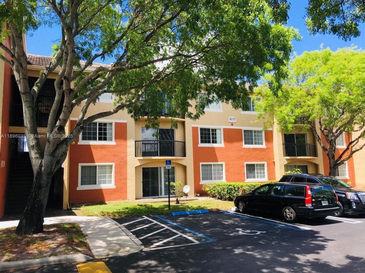 4155 N Haverhill Rd, Unit 1402, West Palm Beach, FL 33417 Photo