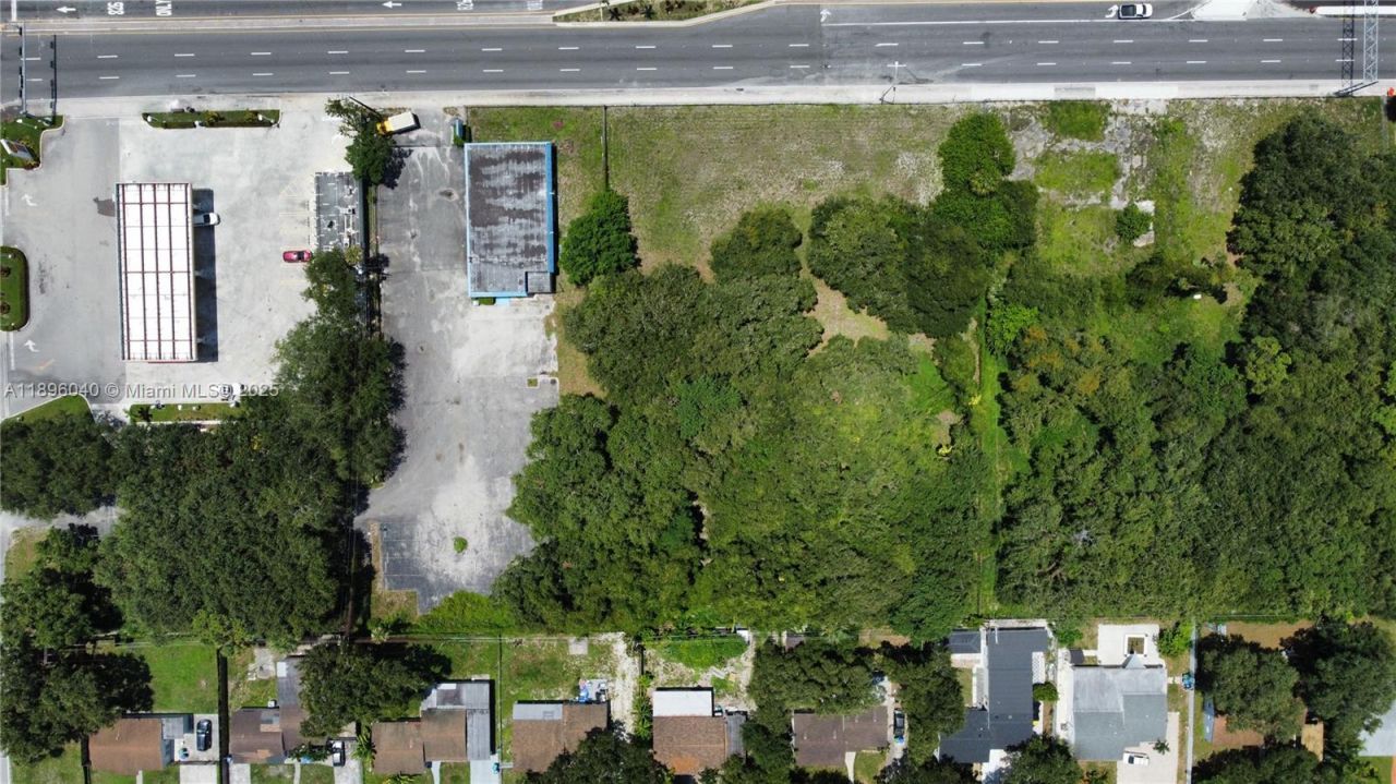 16801 NW 27th Ave, Miami Gardens, FL 33056 Photo