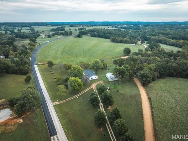 88 Highway 42, Dixon, MO 65459