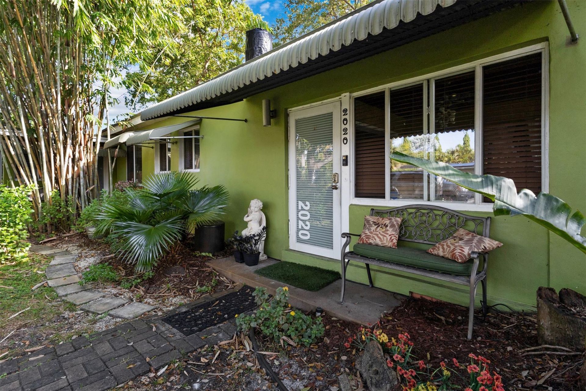 2020 NE 4th Avenue, Wilton Manors, FL 33305 Main Photo