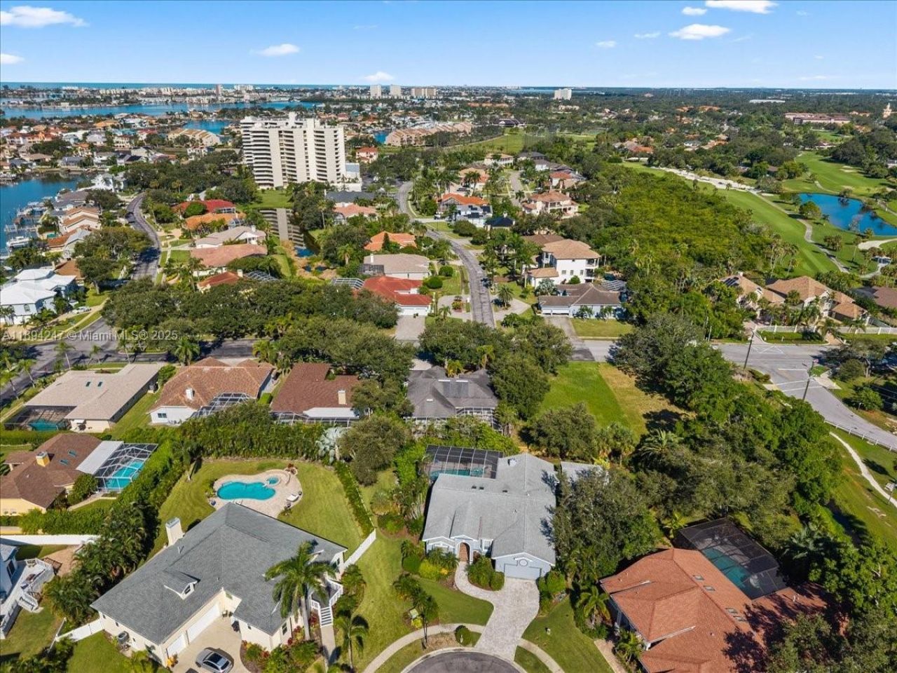 2706 Skimmer Point Dr S Gulfport, Saint Petersburg, FL 33707 Photo