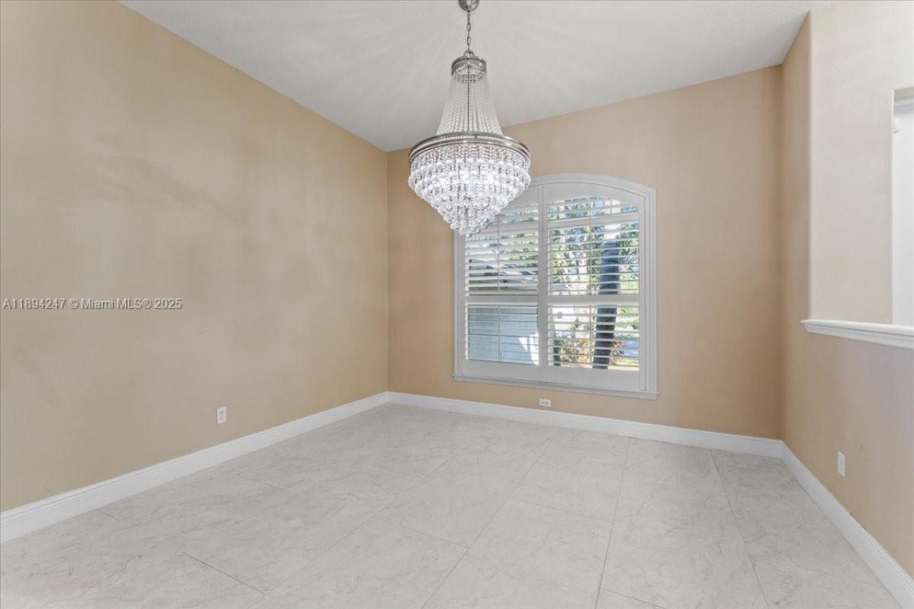 2706 Skimmer Point Dr S Gulfport, Saint Petersburg, FL 33707 Photo