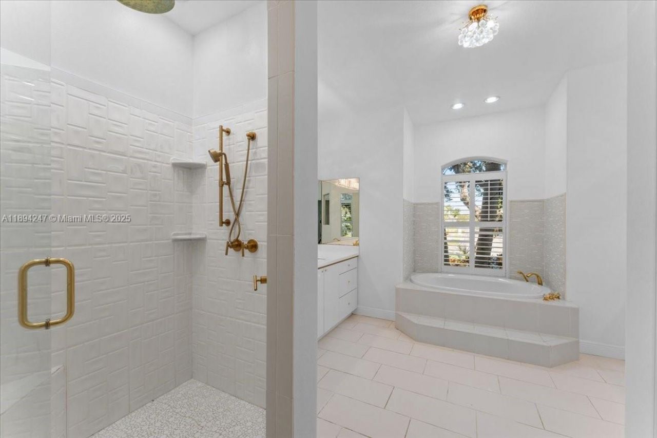 2706 Skimmer Point Dr S Gulfport, Saint Petersburg, FL 33707 Photo