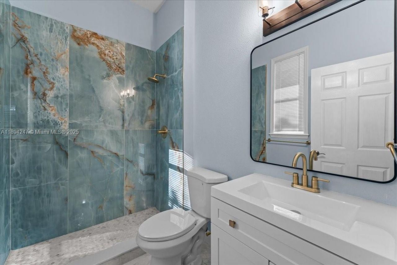 2706 Skimmer Point Dr S Gulfport, Saint Petersburg, FL 33707 Photo