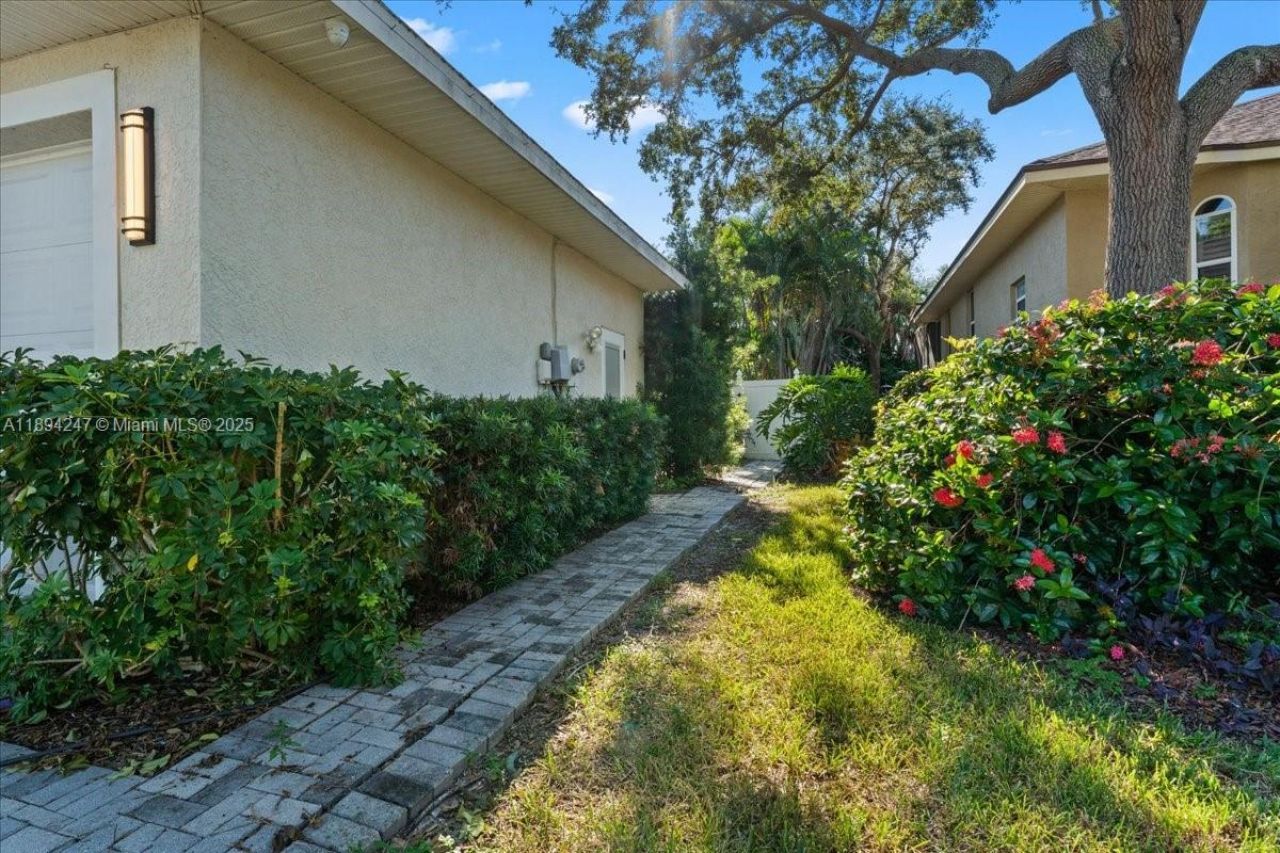 2706 Skimmer Point Dr S Gulfport, Saint Petersburg, FL 33707 Photo