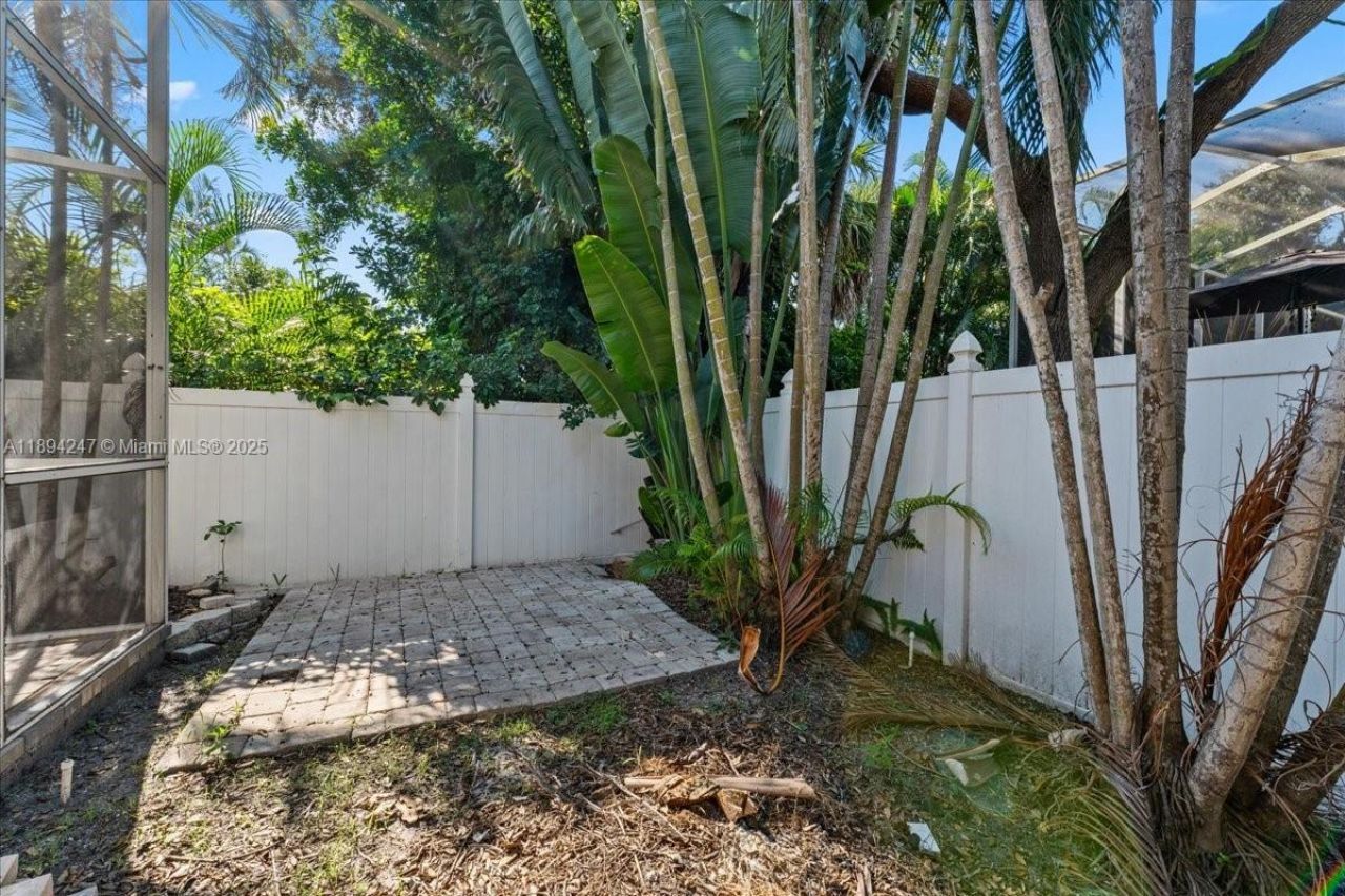 2706 Skimmer Point Dr S Gulfport, Saint Petersburg, FL 33707 Photo
