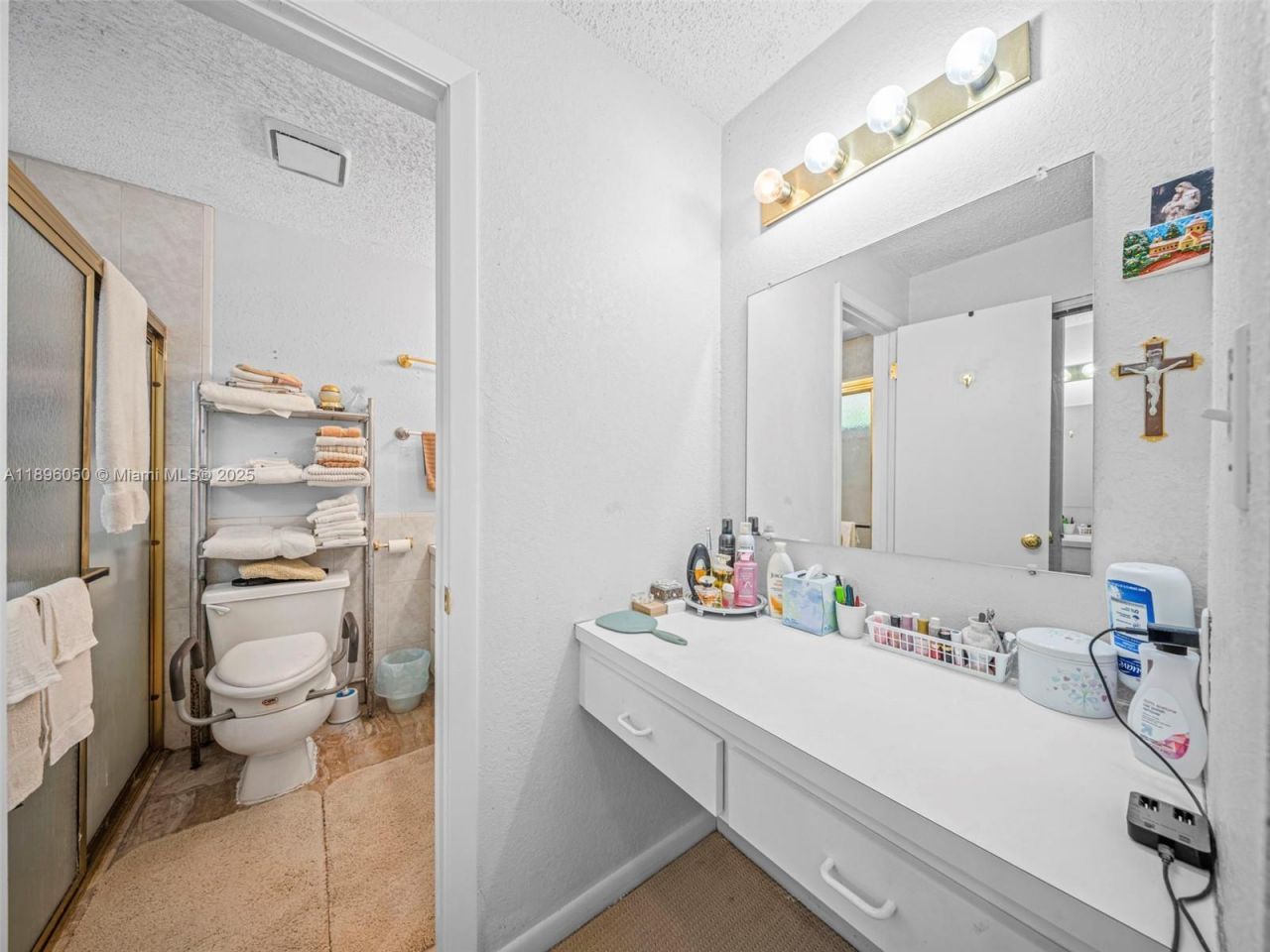 8520 SW 179th St, Palmetto Bay, FL 33157 Photo