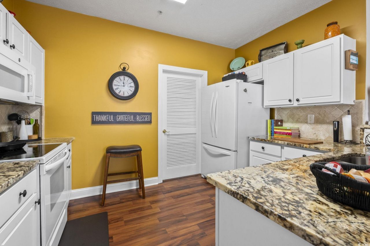 5070 Windsor Green Way Photo 12