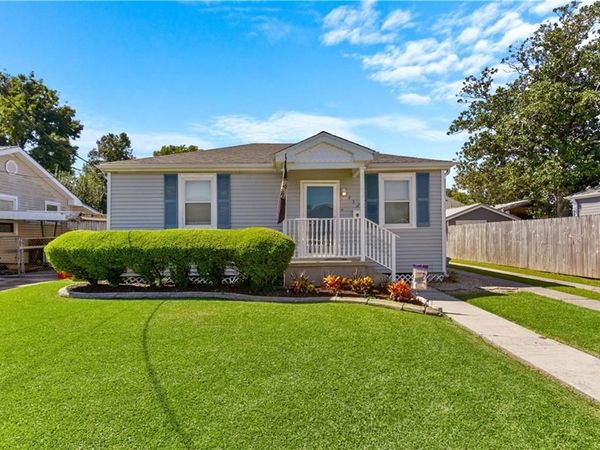 452 WEST Avenue, Harahan, LA 70123