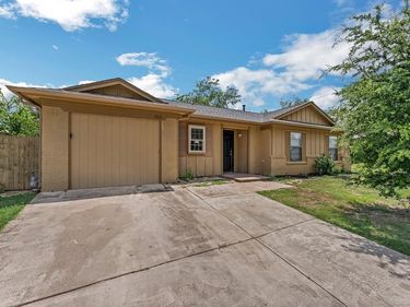 5921 Sea Breeze Lane, Fort Worth, TX 76135