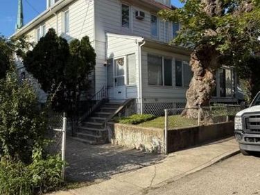 50 PROSPECT AVENUE, BRYN MAWR, PA 19010