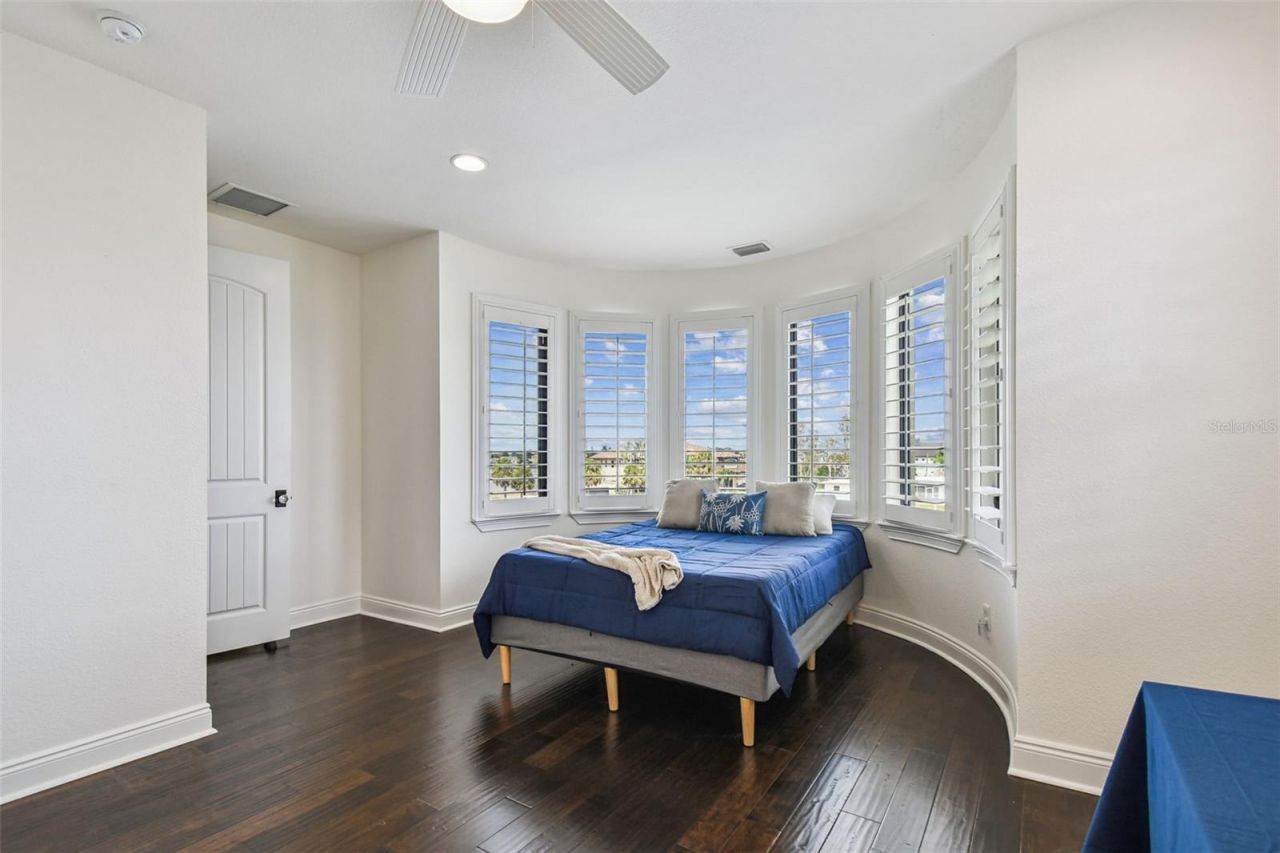 5405 Leilani Drive, Saint Pete Beach, FL 33706 Photo