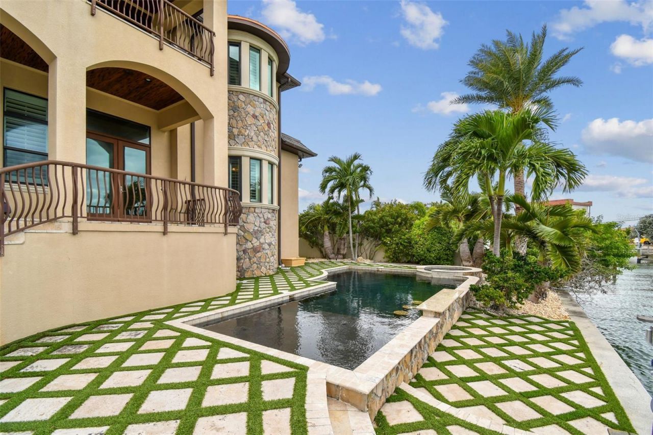 5405 Leilani Drive, Saint Pete Beach, FL 33706 Photo