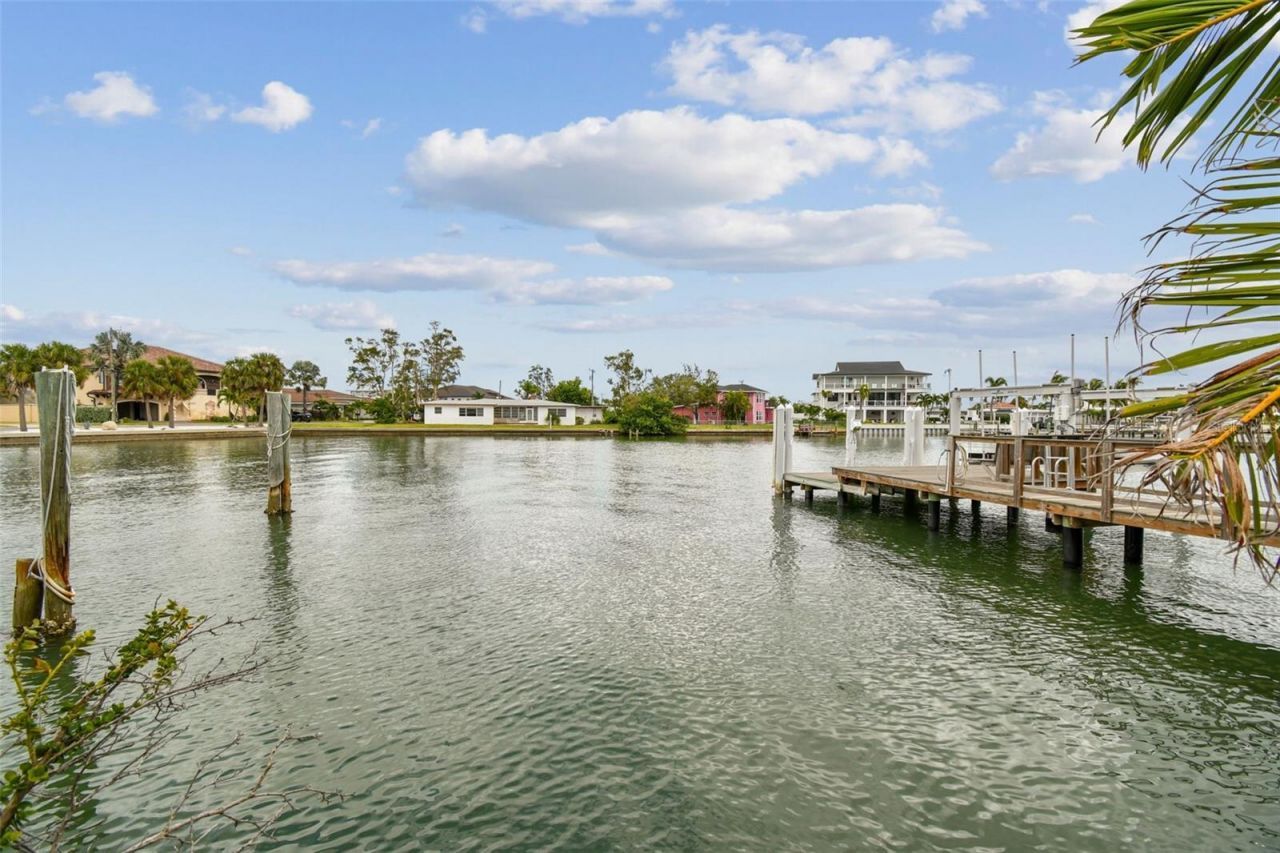 5405 Leilani Drive, Saint Pete Beach, FL 33706 Photo