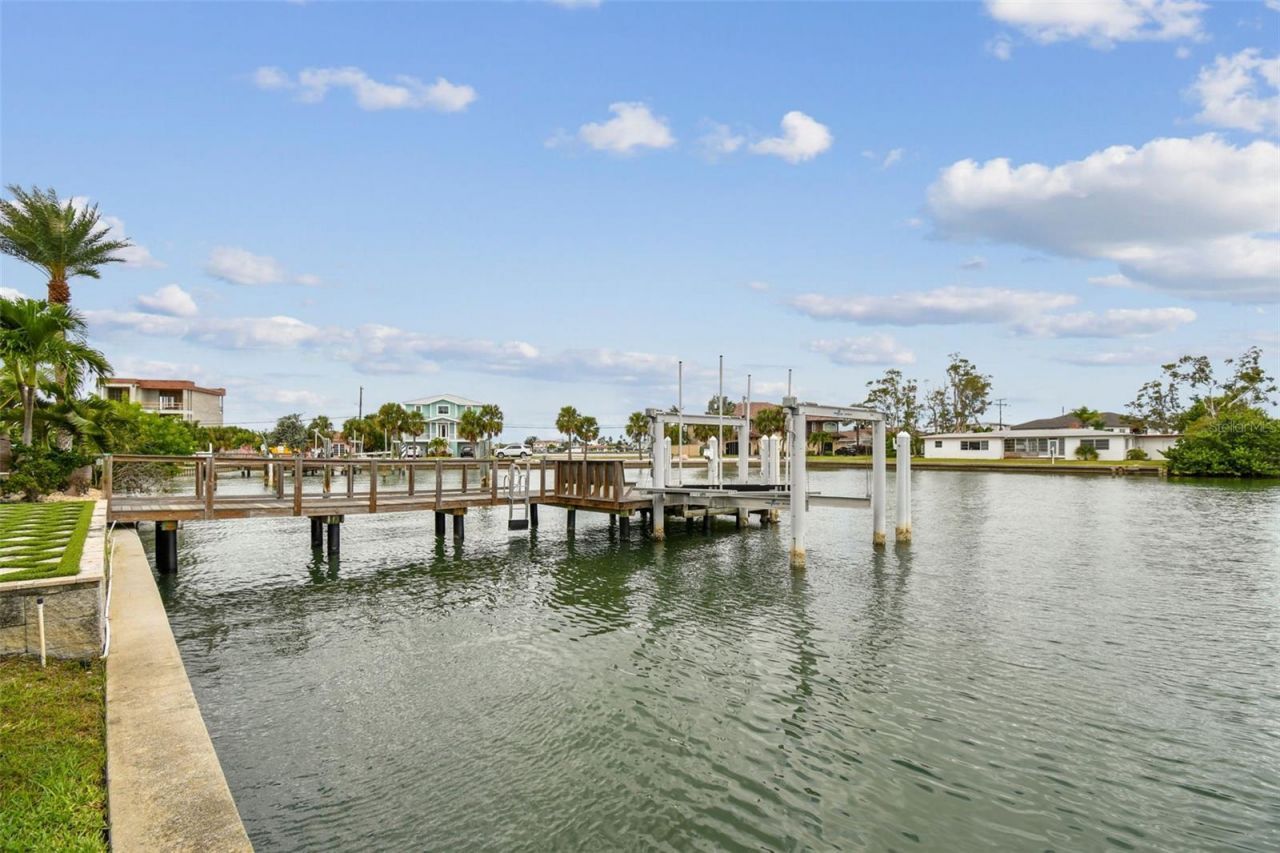 5405 Leilani Drive, Saint Pete Beach, FL 33706 Photo