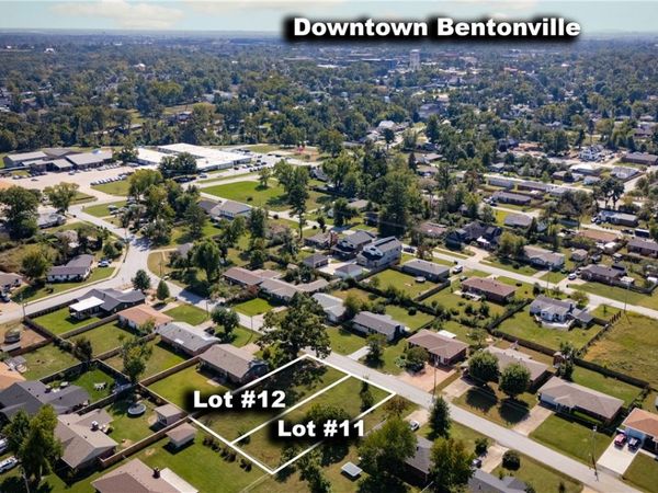 816 NW 11th Street, Unit 12, Bentonville, AR 72712