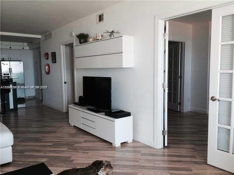 19380 Collins Ave, Unit 1624, Sunny Isles Beach, FL 33160 Photo