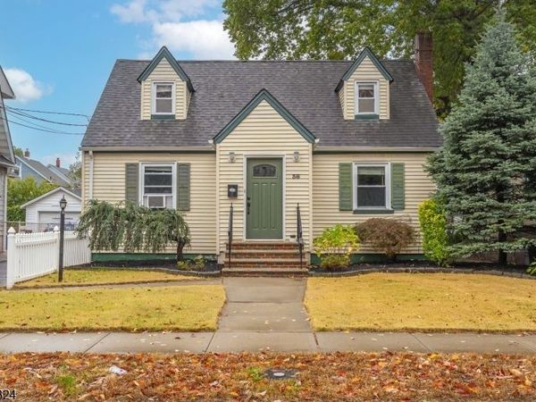 38 W Colfax Ave, Roselle Park, NJ 07204