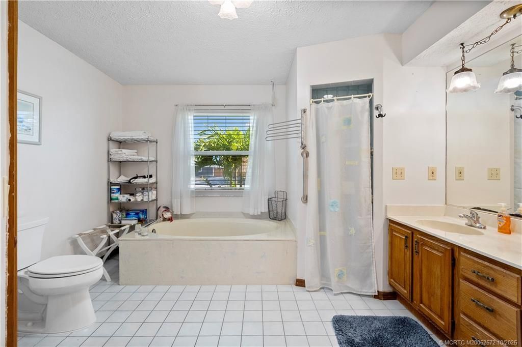 5145 SE Matousek Street, Stuart, FL 34997 Photo