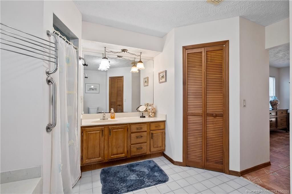 5145 SE Matousek Street, Stuart, FL 34997 Photo