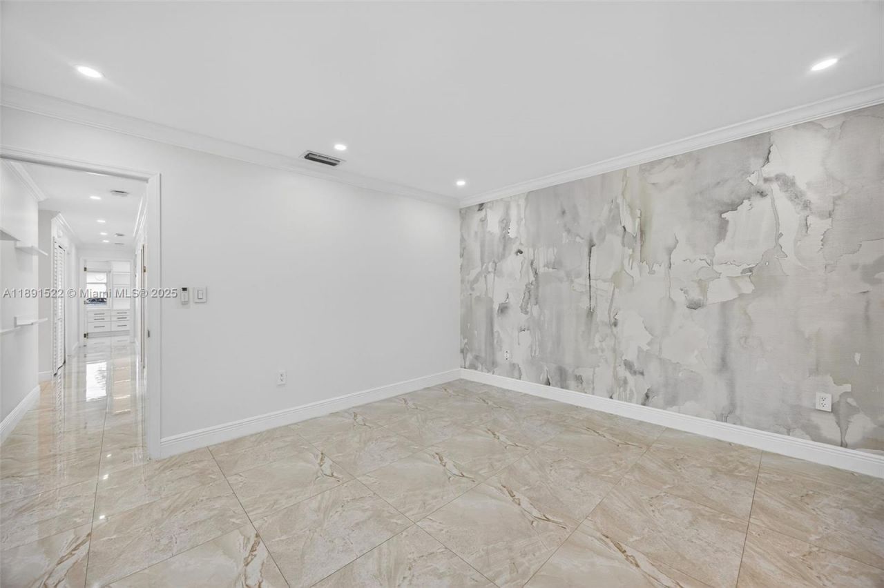 13280 SW 39th Ter, Miami, FL 33175 Photo