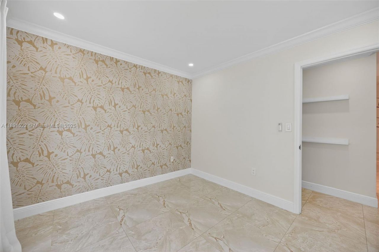 13280 SW 39th Ter, Miami, FL 33175 Photo