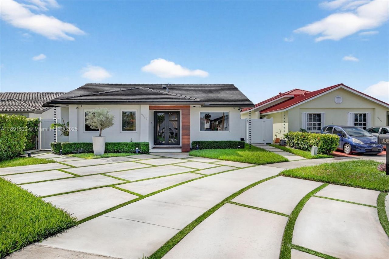 13280 SW 39th Ter, Miami, FL 33175 Photo