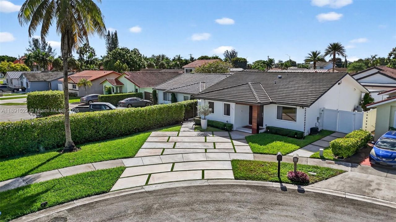 13280 SW 39th Ter, Miami, FL 33175 Photo
