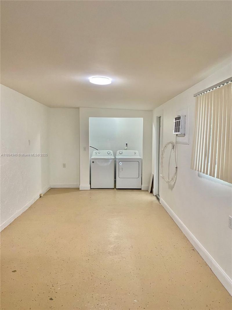 12 S Andros Rd, Key Largo, FL 33037 Photo