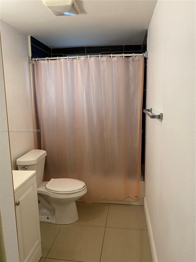 12 S Andros Rd, Key Largo, FL 33037 Photo